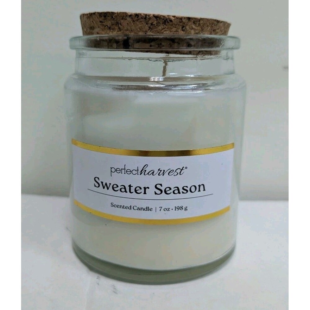 NEW Perfect Harvest 7 Oz Candle Sweater Season Scented Fall Autumn Single Wick